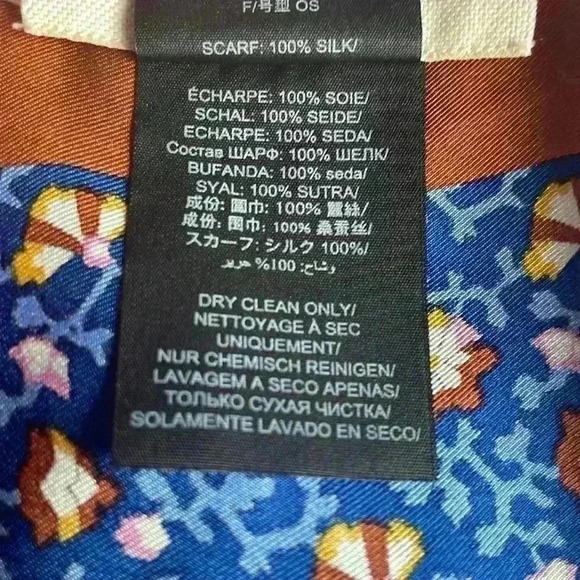 Tory Burch Wild Pansy Bouquet Neckerchief Fresh Blueberry (400) NWT - Picture 4 of 5